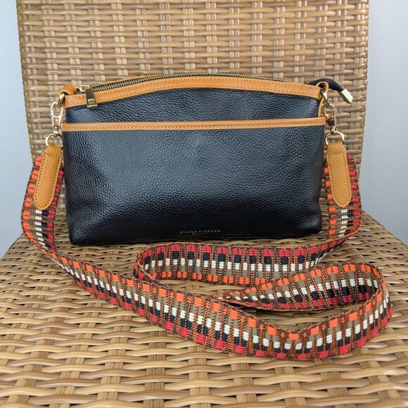 divina firenze Handbags - Divina Firenze Black Pebbled Italian Leather Shoulder Crossbody Bag Gold Hardare